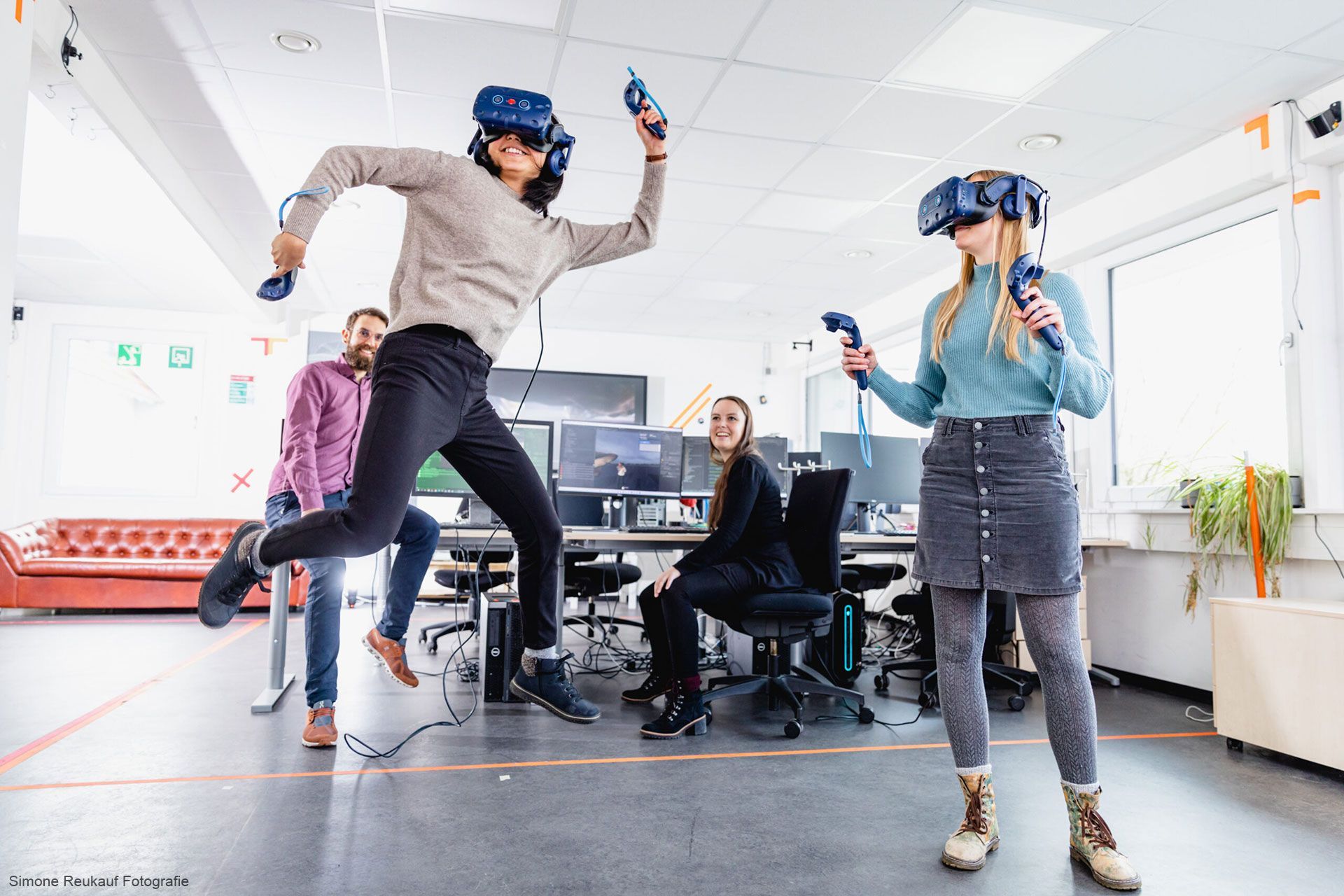 Students using Virtual Reality. 